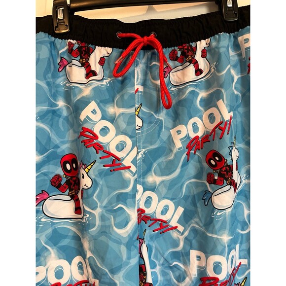 Deadpool More Pool Party Men's size 2XL - Picture 2 of 5
